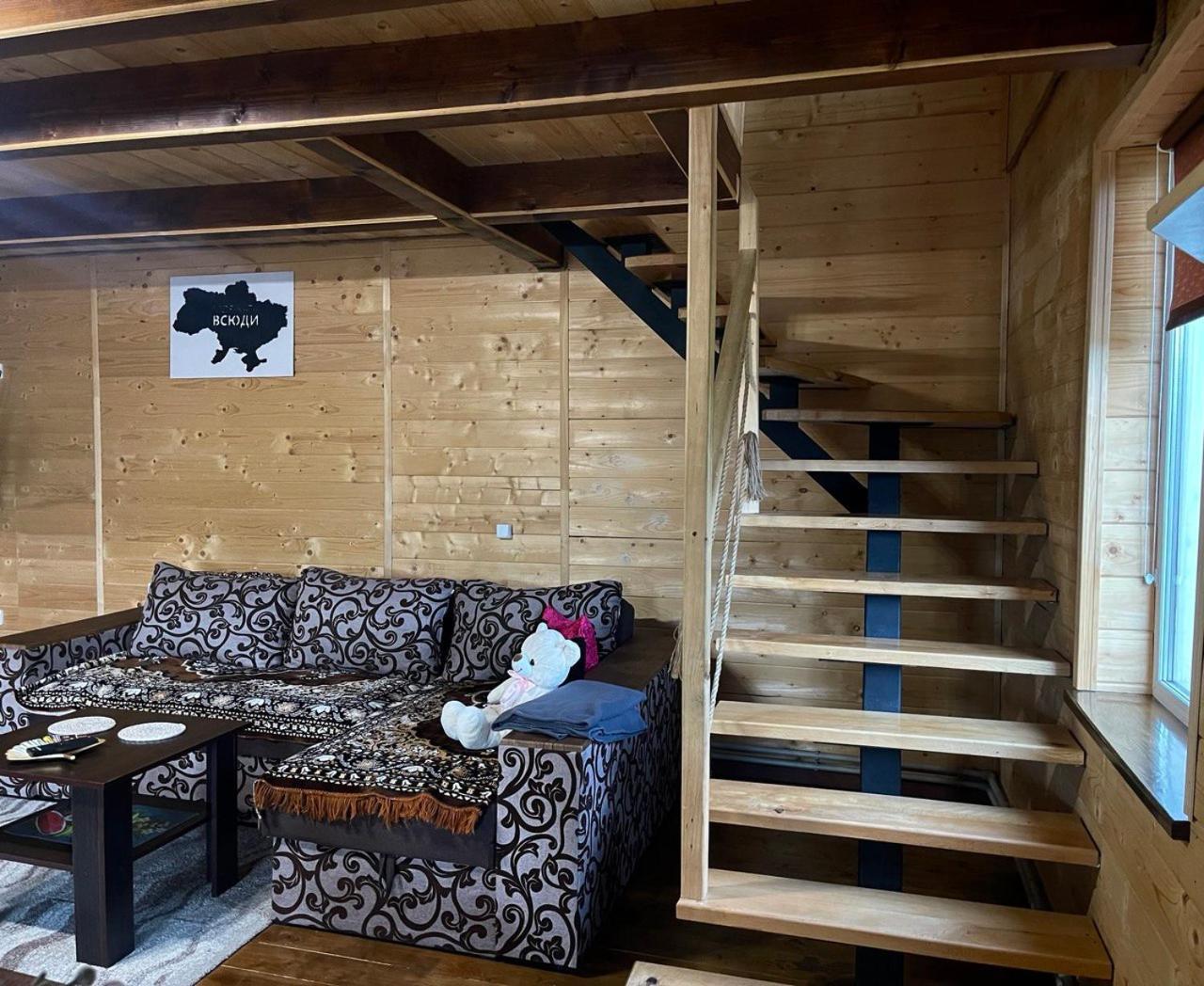 Карпатський котедж Karpatian cottage Ворохта Стая снимка